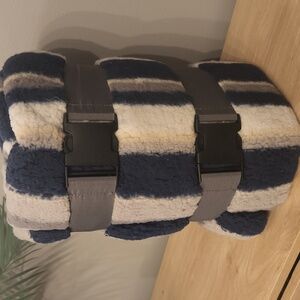 Brand New COLEMAN  Picnic Blanket